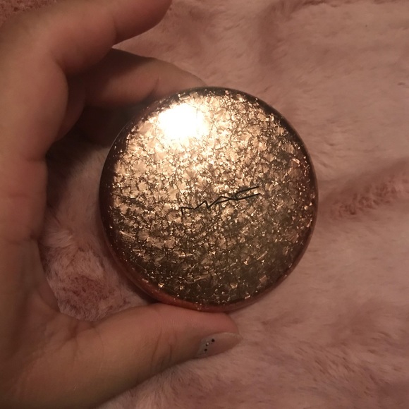 Mac Whisper of Gilt - Picture 2 of 6